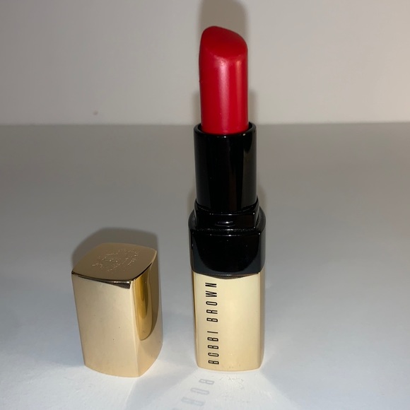 28 Parisian Red Bobbi Brown Luxe Lip Color - Picture 1 of 13